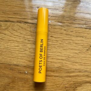 Free w/ purchase! Vilhelm Parfumerie Poets of Berlin 0.17 Fl Oz / 5 mL sample